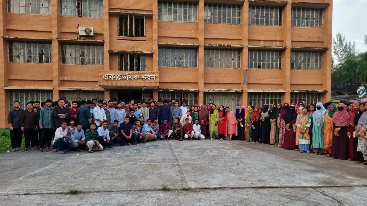 2025/নবীনদের স্বাগত জানাতে পবিপ্রবিতে ইমিডিয়েট শিক্ষার্থীদের ব্যতিক্রমী আয়োজন.jpeg